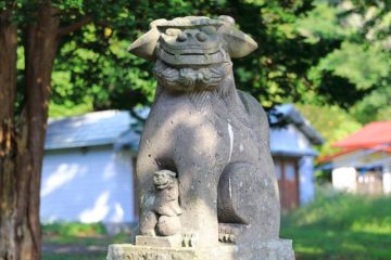 忍路神社 狛犬